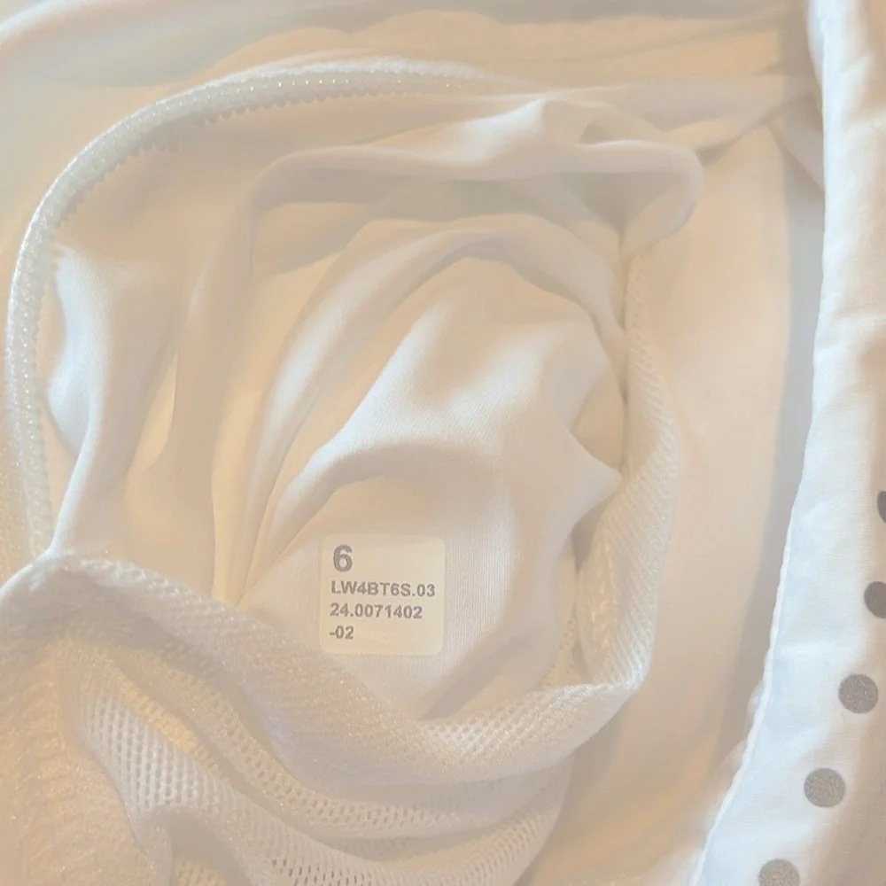 Lululemon Another Mile Jacket White size 6 NWT $228 - Picture 7 of 8